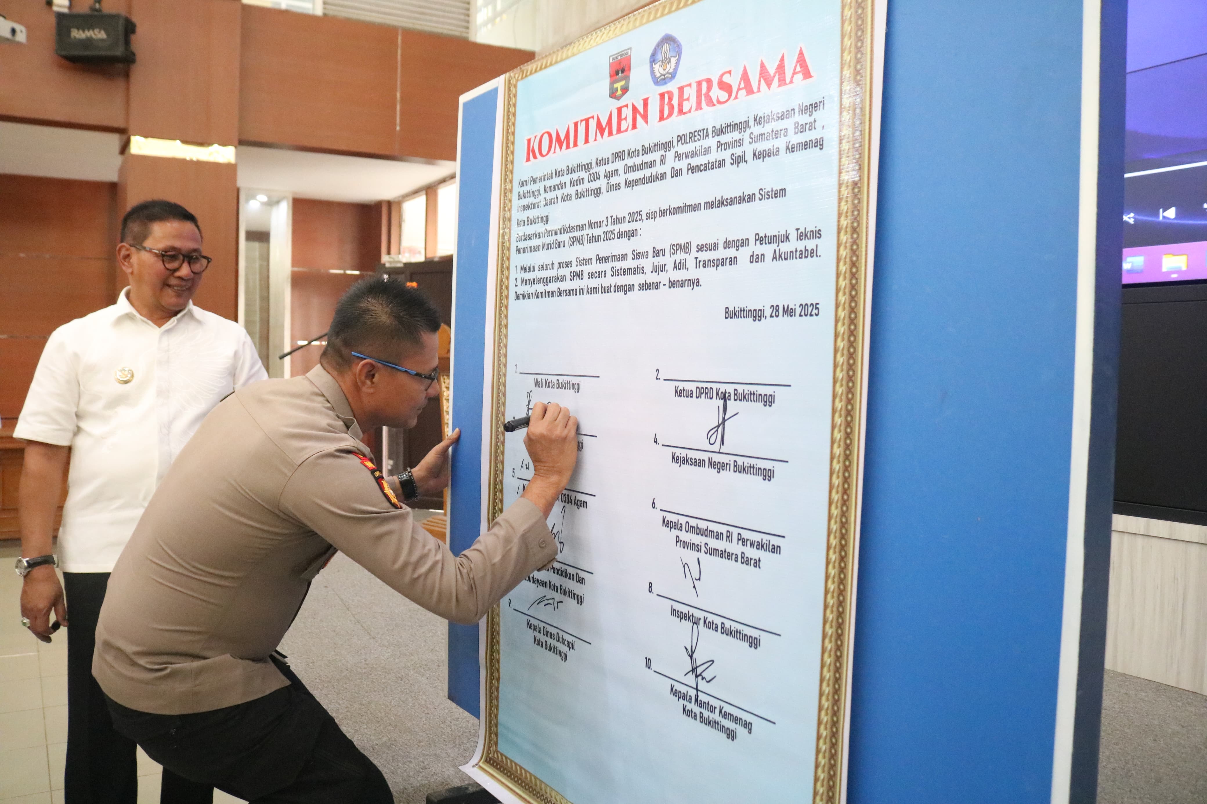 detail news